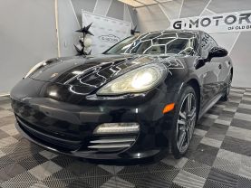2013 PORSCHE PANAMERA