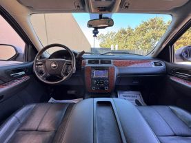 2013 CHEVROLET SILVERADO 1500 CREW CAB PICKUP V8, FLEX FUEL, 5.3 LITER LT PICKUP 4D 5 3/4 FT