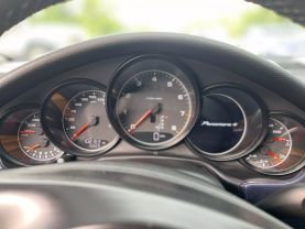 2013 Porsche Panamera - Image 9