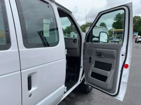 2013 FORD E350 SUPER DUTY 34FT BUCKET VAN VERSALIFT VANTEL29N BUCKET TRUCKS V8, FLEX FUEL, 5.4 LITER VAN 3D - Eddies Auto Sales