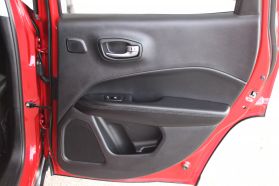 2019 Jeep Compass - Image 22