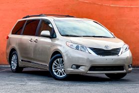 2012 TOYOTA SIENNA VAN - AUTOMATIC - Gentle Carmen Auto