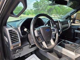 2017 FORD F250 SUPER DUTY CREW CAB PICKUP V8, TURBO DIESEL, 6.7L PLATINUM PICKUP 4D 6 3/4 FT