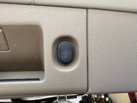 2016 CHEVROLET SUBURBAN SUV WHITE AUTOMATIC - Budget Used Car Sales