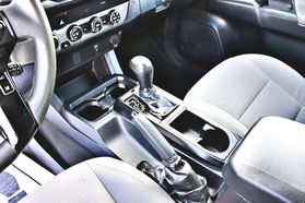 2019 TOYOTA TACOMA DOUBLE CAB PICKUP V6, 3.5 LITER SR5 PICKUP 4D 5 FT