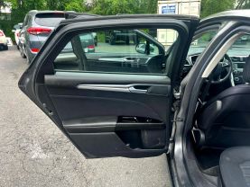 2014 FORD FUSION SEDAN 4-CYL, 2.5 LITER SE SEDAN 4D