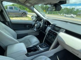2016 Land Rover Discovery Sport - Image 17