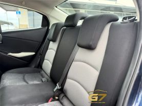 2016 Toyota Yaris - Image 12