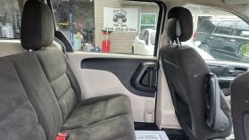 2017 DODGE GRAND CARAVAN PASSENGER PASSENGER V6, FLEX FUEL, 3.6 LITER SE MINIVAN 4D