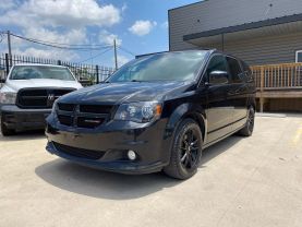 2019 DODGE GRAND CARAVAN PASSENGER PASSENGER V6, FLEX FUEL, 3.6 LITER GT MINIVAN 4D at Motors On Wheels - used car dealership in Houston, Texas.
