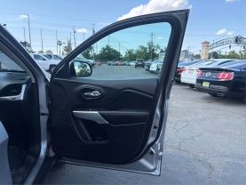 2018 JEEP CHEROKEE SUV 4-CYL, ZERO EVAP, 2.4 LITER LATITUDE PLUS SPORT UTILITY 4D