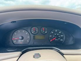 2004 FORD TAURUS SEDAN V6, 3.0 LITER SE SEDAN 4D
