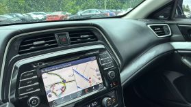 2017 Nissan Maxima - Image 41