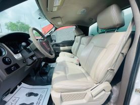2010 FORD F150 REGULAR CAB PICKUP V8, 16V, 4.6 LITER STX PICKUP 2D 6 1/2 FT