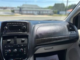 2015 DODGE GRAND CARAVAN PASSENGER PASSENGER GOLD AUTOMATIC - Auto Solutions of Greensboro LLC, NC, 36.05701, -79.84368