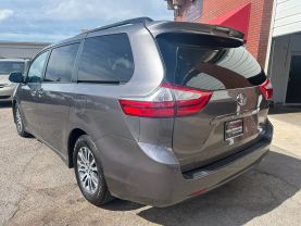 2018 TOYOTA SIENNA VAN V6, 3.5 LITER XLE MINIVAN 4D