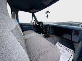 1987 FORD F150 PICKUP - CUSTOM REG CAB 4WD