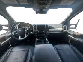 2019 FORD F350 SUPER DUTY CREW CAB PICKUP V8, TURBO DIESEL, 6.7 LITER LARIAT PICKUP 4D 8 FT