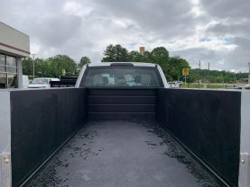 2017 FORD F350 SUPER DUTY CREW CAB 8FT KNAPHEIDE SERVICE BED TRUCK SERVICE/UTILITY TRUCKS V8, FLEX FUEL, 6.2 LITER XL PICKUP 4D 8 FT - Eddies Auto Sales