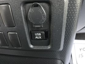2013 TOYOTA FJ CRUISER SUV V6, 4.0 LITER SPORT UTILITY 2D