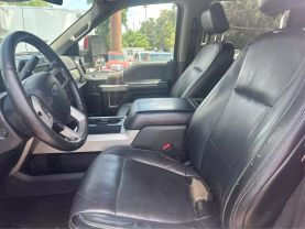 2019 FORD F350 SUPER DUTY CREW CAB PICKUP V8, TURBO DIESEL, 6.7 LITER LARIAT PICKUP 4D 8 FT