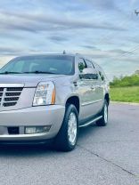 2008 CADILLAC ESCALADE ESV SUV V8, HO, 6.2 LITER SPORT UTILITY 4D