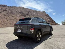 2024 HYUNDAI KONA SUV 4-CYL, 2.0 LITER SEL SPORT UTILITY 4D