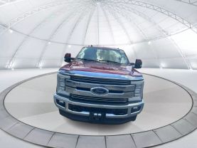 2019 FORD F350 SUPER DUTY CREW CAB PICKUP V8, TURBO DIESEL, 6.7 LITER LARIAT PICKUP 4D 8 FT