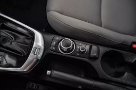 2019 TOYOTA YARIS SEDAN 4-CYL, 1.5 LITER LE SEDAN 4D