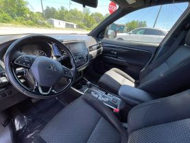 2018 Mitsubishi Outlander - Image 5