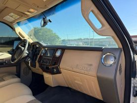 2011 FORD F350 SUPER DUTY CREW CAB PICKUP V8, TURBO DIESEL, 6.7L LARIAT PICKUP 4D 6 3/4 FT