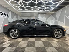 2013 PORSCHE PANAMERA