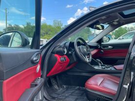 2018 Alfa Romeo Giulia - Image 5