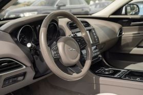 2018 JAGUAR XE SEDAN 4-CYL, TURBO, 2.0 LITER XE 25T PREMIUM SEDAN 4D