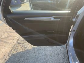 2017 FORD FUSION SEDAN 4-CYL, 2.5 LITER SE SEDAN 4D