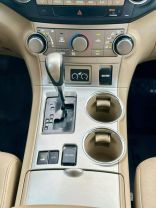 2011 TOYOTA HIGHLANDER SUV V6, 3.5 LITER SPORT UTILITY 4D