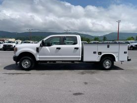 2020 FORD F250 SUPER DUTY CREW CAB 8FT KNAPHEIDE SERVICE BED TRUCK SERVICE/UTILITY TRUCKS V8, FLEX FUEL, 6.2 LITER XL PICKUP 4D 8 FT - Eddies Auto Sales