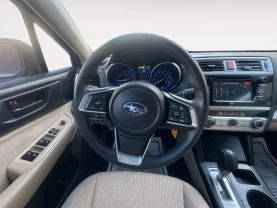 2019 Subaru Outback 2.5i Wagon 4d - Image 12