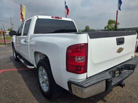 2011 CHEVROLET SILVERADO 1500 CREW CAB PICKUP V8, FLEX FUEL, 5.3 LITER LT PICKUP 4D 5 3/4 FT