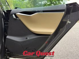 2015 Tesla Model S - Image 16