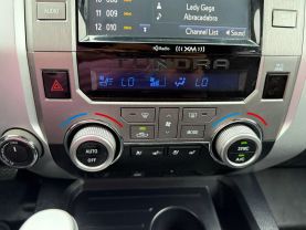 2019 TOYOTA TUNDRA CREWMAX PICKUP V8, 5.7 LITER PLATINUM PICKUP 4D 5 1/2 FT