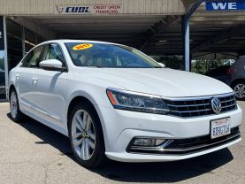 2017 VOLKSWAGEN PASSAT