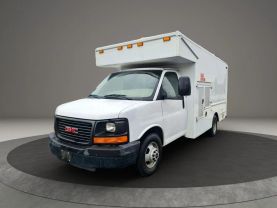2009 Gmc Savana Commercial Cutaway - Image 3