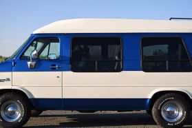 1994 GMC VANDURA 2500 VAN V8, 5.7 LITER VAN