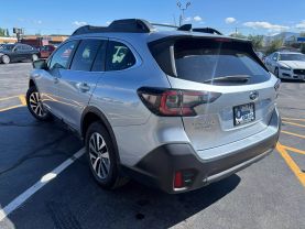 2022 SUBARU OUTBACK WAGON 4-CYL, 2.5 LITER PREMIUM WAGON 4D