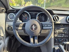 2005 FORD MUSTANG DELUXE CONVERTIBLE 2D