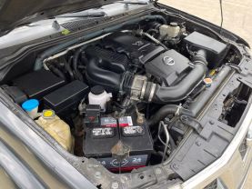 2010 NISSAN FRONTIER PICKUP V6 4.0L GASOLINE CREW CAB LE 4WD 4.0L V6 at Motors On Wheels - used car dealership in Houston, Texas.