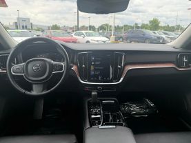 2022 VOLVO S60 SEDAN 4-CYL, DRIVE-E, HYBRID, TURBO, SUPERCHARGED, 2.0 LITER T8 RECHARGE R-DESIGN EXPRESSION SEDAN 4D