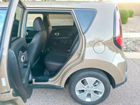 2016 KIA SOUL WAGON 4-CYL, 1.6 LITER WAGON 4D