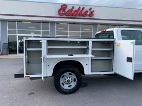 2018 CHEVROLET SILVERADO 2500 HD CREW CAB 8FT KNAPHEIDE SERVICE BED TRUCK SERVICE/UTILITY TRUCKS V8, FLEX FUEL, 6.0 LITER WORK TRUCK PICKUP 4D 8 FT - Eddies Auto Sales